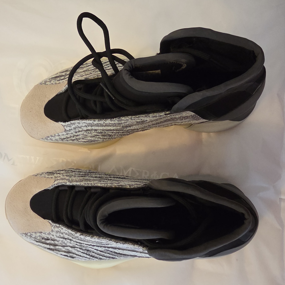Adidas Black and Gray Yeezy QNTM Sneakers - Picture 8 of 8